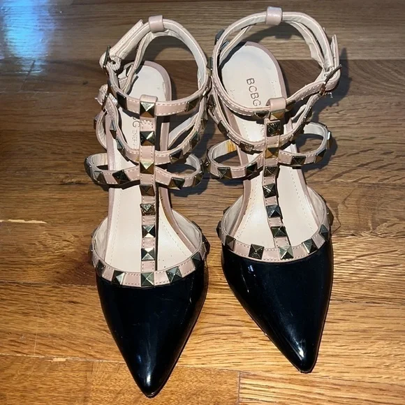 WOMEN’S BCBGENERATION DARRON TWO-TONE PATENT PUMP - Picture 3 of 6